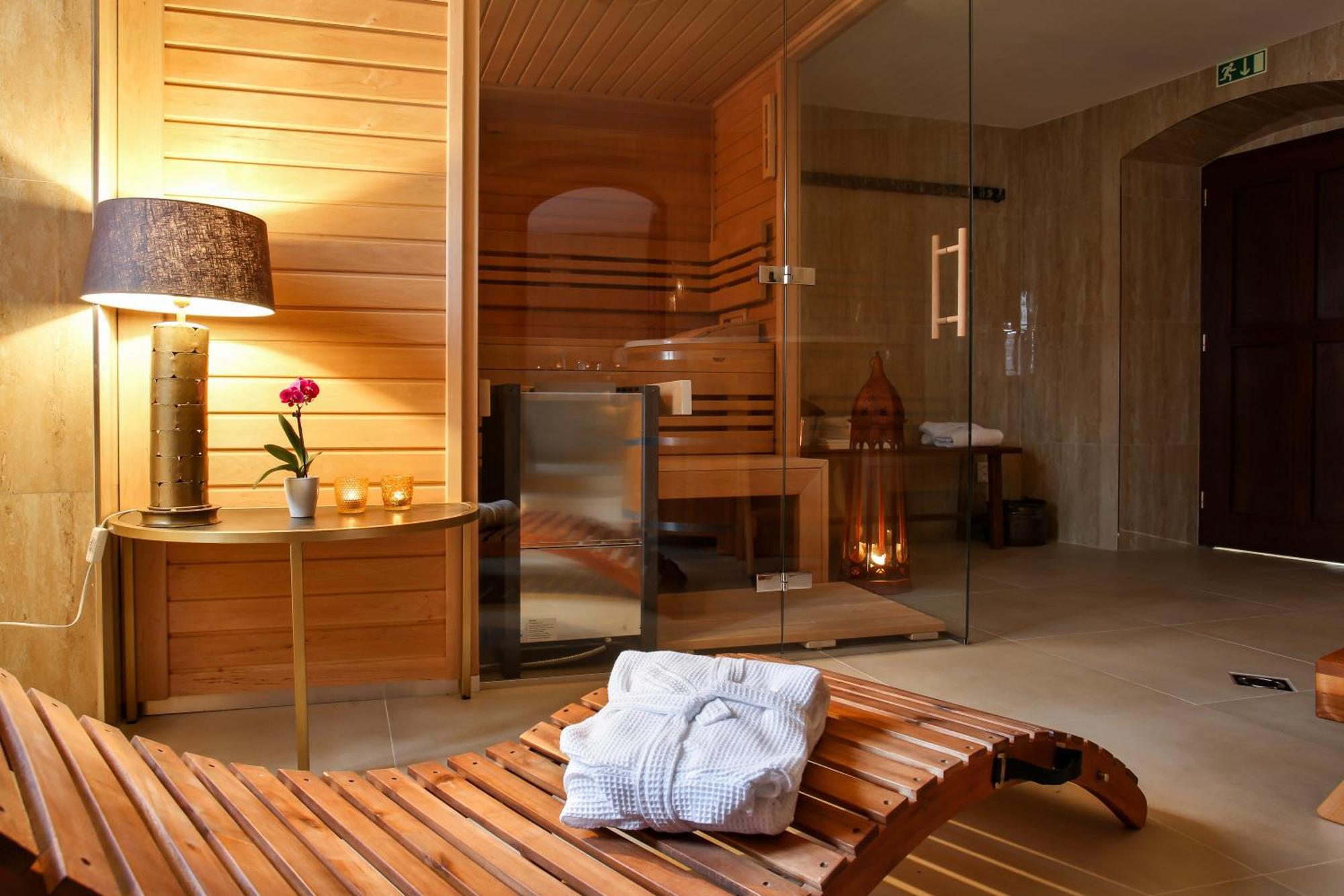 Castle Hotel & Wellness Poděbrady エクステリア 写真